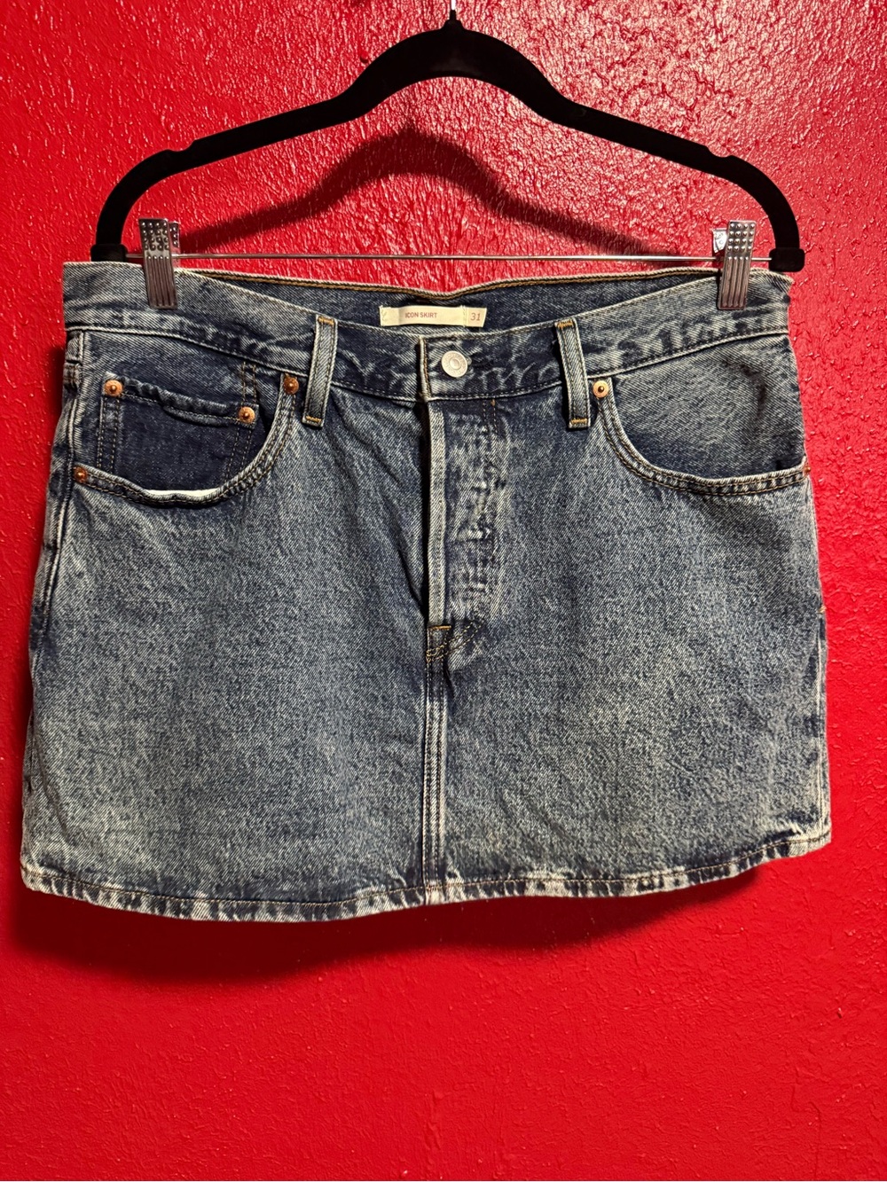 009. Preloved Levi's Blue Washed Denim Mini Skirt